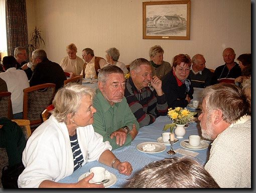 picture025.jpg