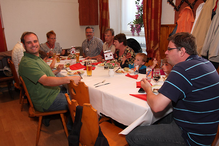 picture049.jpg